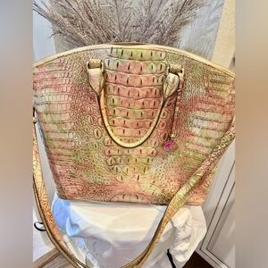 Brahmin NWOT Crocodile-Embossed Shoulder/crossbody Bag with dust bag. One owner